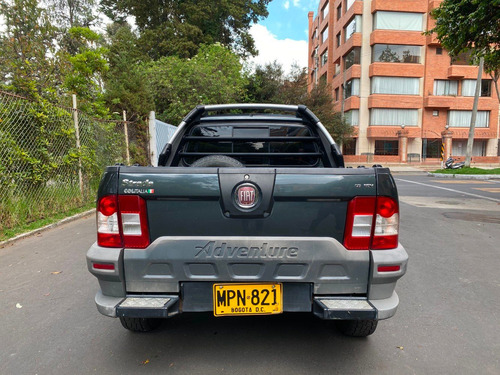 Fiat Strada Adventure 2012