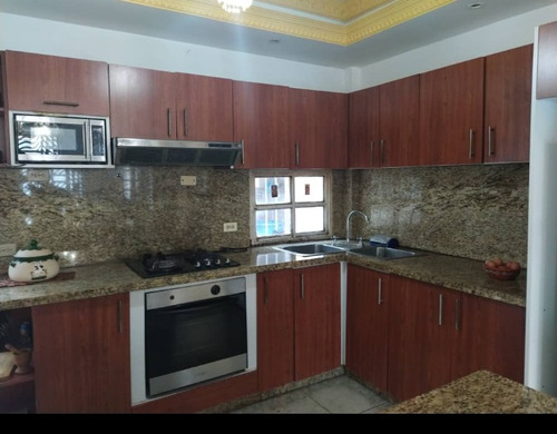 Imagen 9 de 14 de En Venta Hermosa Casa De Oportunidad En Guataparo En