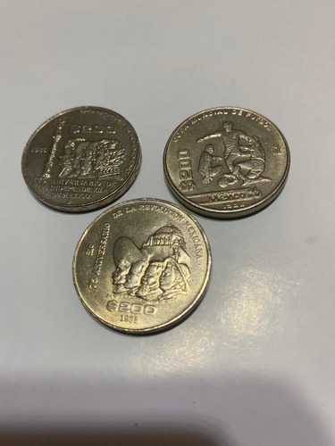 Imagen 3 de 5 de Monedas Conmemorativas 1985 Y 1986 200 Pesos