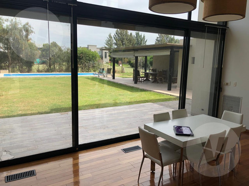 Casa En Venta Y Alquiler - Barrio El Principado, Canning