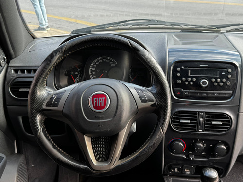 Fiat Strada 1.4 Freedom Cab. Dupla Flex 3p
