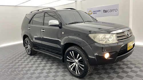 Imagen 11 de 25 de Toyota Fortuner