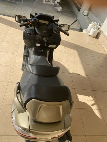 Imagen 9 de 14 de Suzuki Burgman An 650 Executive Abs 2011 Oro Motoneta Honda