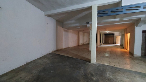 Imagen 3 de 15 de Local Comercial En Alquiler Av. Lisandro Alvarado137767