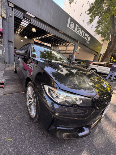 BMW Serie 3 3.0 330i Sedan Sport Line 252cv