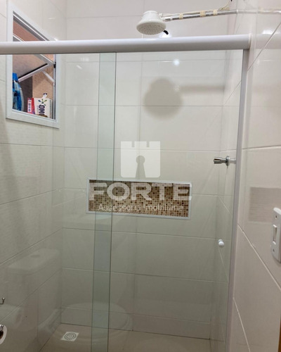 Imagem 12 de 21 de Casa Plana Em Ótimo Bairro, Bem Construida , Toda Em Porcelanato, Fino Acabamento. Imobiliárias De Mogi Das Cruzes. - Ca00201 - 69860576