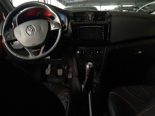 Imagen 7 de 15 de Renault Sandero Stepway 2017 1.6 Privilege 105cv Ab395 Lum