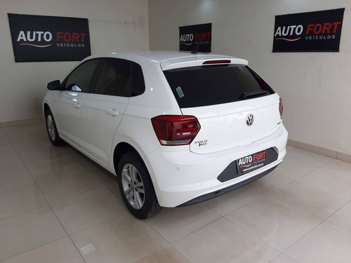 Imagem 4 de 10 de Volkswagen Polo 1.0 Mpi Total Flex Manual