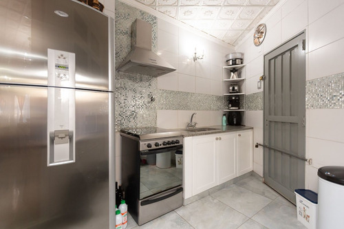 Venta Casa 3 Amb Pileta Moreno Centro Apto Credito