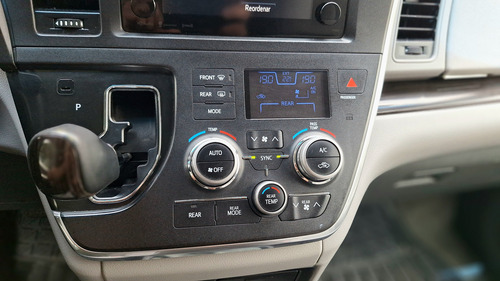 Toyota Sienna 3.5 Xle At