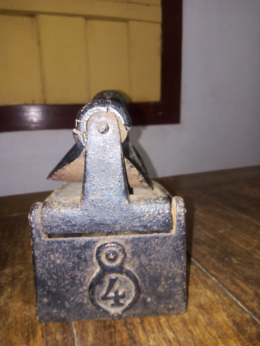 Ferro Antigo Chaminé Fama. (Usado)