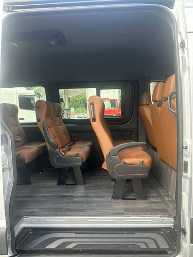 Mercedes-Benz Sprinter 2.0 Van 517 Cdi Extra Longo Teto Alto (21L) 5P Diesel