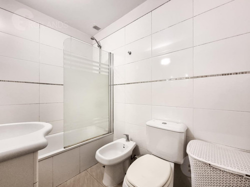 Imagen 19 de 30 de Venta Ph Departamento Casa Triplex 4 Ambientes Cochera Jardín Playroom Florida Olivos
