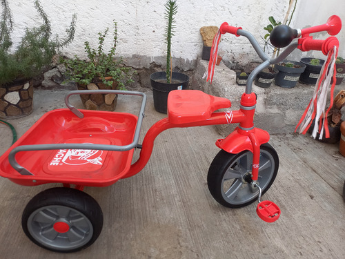 Triciclo Apache R12 En Excelentes Condiciones (Usado)