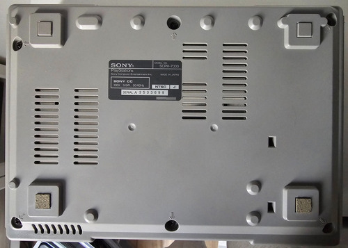 Playstation Fat (scph-7000) - En Caja - Sin Control Gris (Usado)