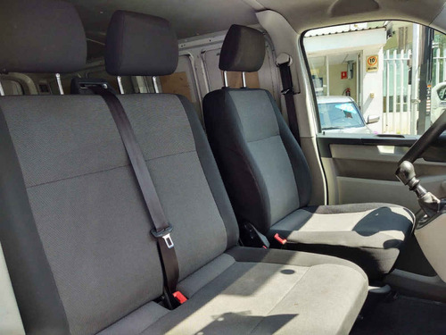 Imagen 2 de 15 de Volkswagen Transporter 2016 5p Cargo L4/2.0/tdi Man