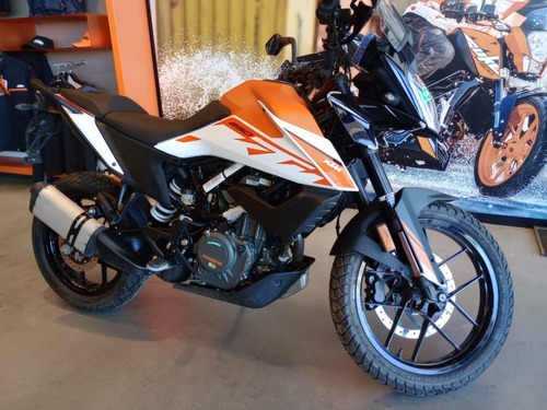 Imagen 13 de 22 de Motocicleta Ktm Adventure 250 2023 0km Blanca Con Naranja