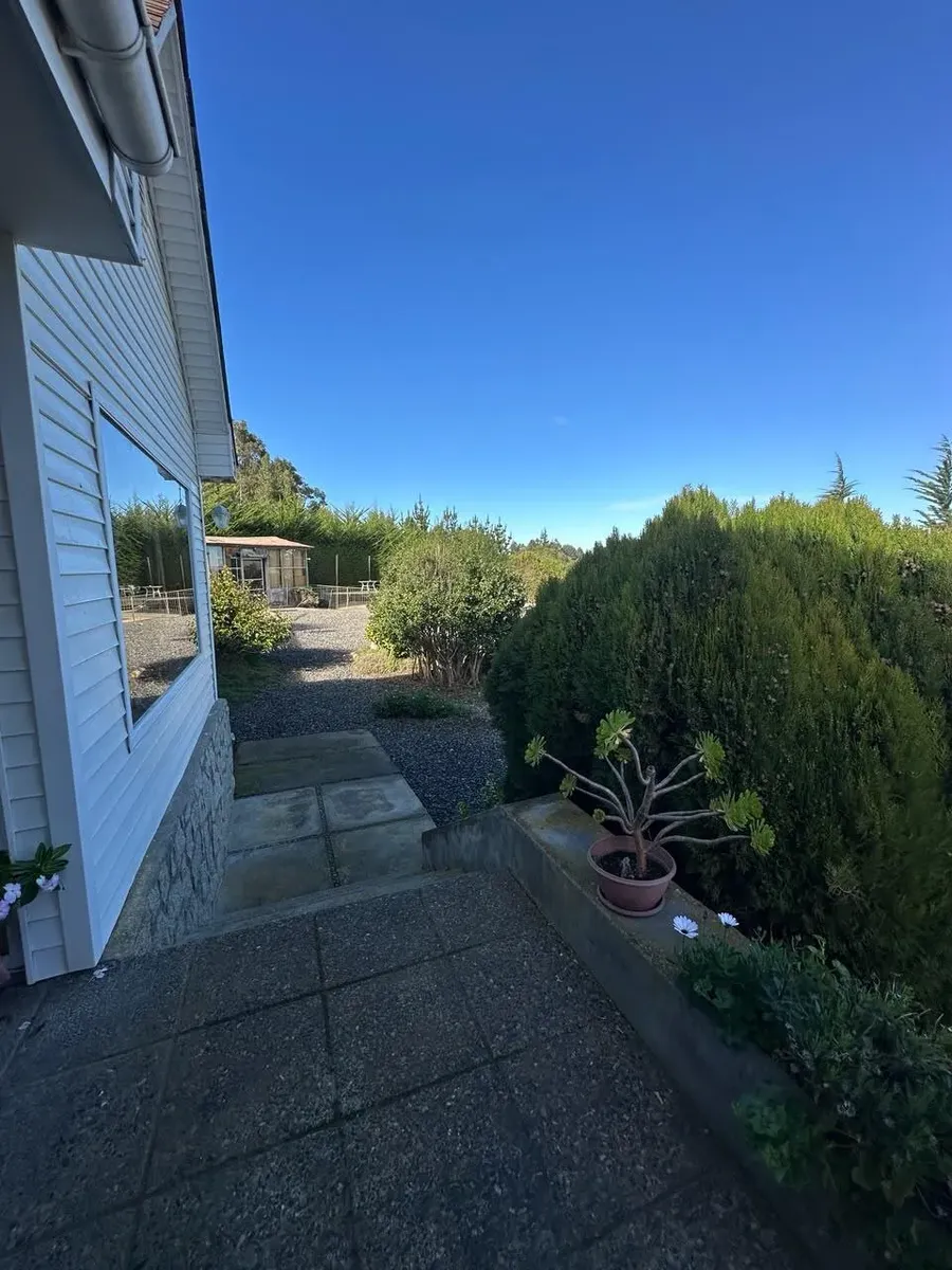 Imagen 1 de 22 de Gran Parcela A La Venta Con Casa Amoblada