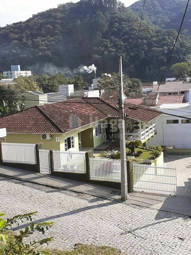 Imagem 6 de 24 de Casa À Venda Em Brusque/sc - 1642
