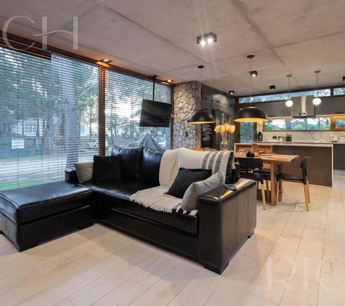 Casa En Venta Costa Esmeralda Con Pileta