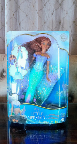Muñeca Disney La Sirenita Transforming Ariel 2/1 Mattel 2023