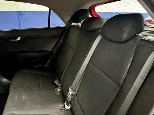 Kia Rio 1.6 Lx Hatchback At