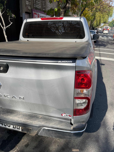 Lomo Cubre Porton Nissan Frontier