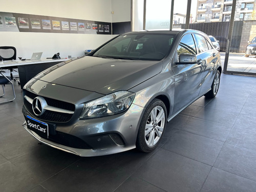 Mercedes Benz A200