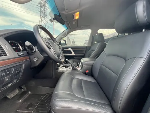 Toyota Land Cruiser Lc 200