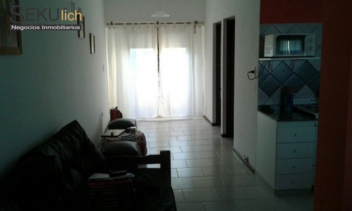 Departamento De Dos Ambientes En Zona 1