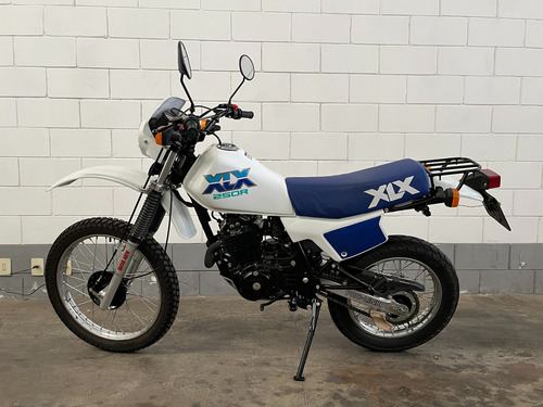 Honda Xlx 250r - 1990 ( Placas Pretas)