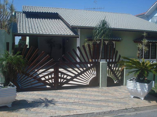 Casa Com 3 Dormitórios À Venda, 296 M² Por R$ 950.000,00 - Condomínio Country Club - Arujá/sp - Ca0393