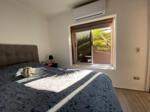 Casa En Ñuñoa De 3 Niveles Con Piscina, Jardín Y Quincho