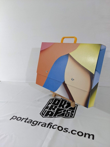 Imagen 3 de 3 de Portaplanos Marca: Portagráficos Mod. Ccolor 2 / Tabloide