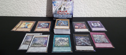 Deck Blue-eyes White Destiny (90 Cartas, Portadeck/portamat) Blue-eyes Deck 90 Cartas Inglés (Usado)