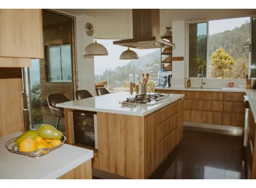 Casa En Arriendo Amoblada En Las Palmas Medellín