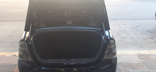 Ford Fiesta Max 1.6 Max Amb Plus