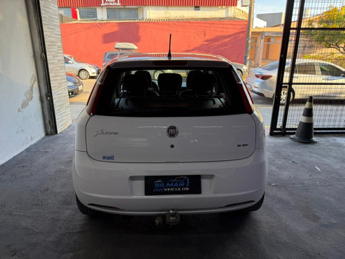 Fiat Punto 1.6 ESSENCE 16V FLEX 4P MANUAL