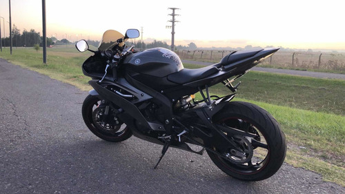 Yamaha R6