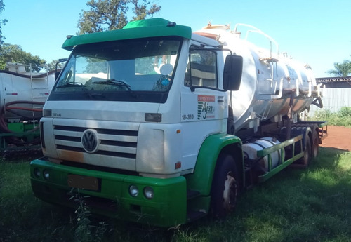 Caminhão Titan 18.310 Tanque Vacuo 