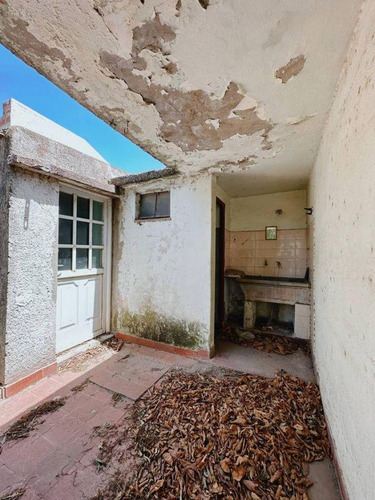 Casa En Venta De 2 Dormitorios C/ Cochera En Pedro Pico