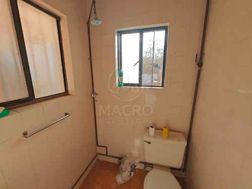 Casa En Venta En Col. Juan Morales Con Amplio Jardín Ideal Para Inversión