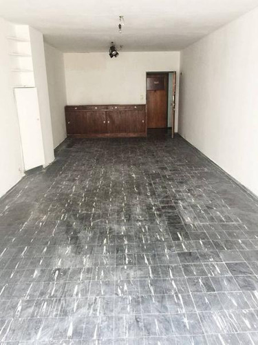 Imagen 3 de 7 de Venta Oficina Frente Once