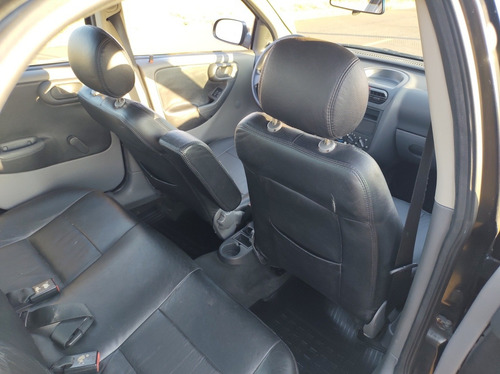 Imagem 10 de 13 de Chevrolet Corsa 1.0 Vhc