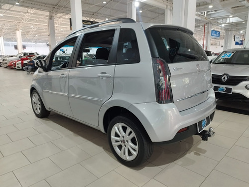 Fiat Idea 1.6 16v Essence Flex 5p
