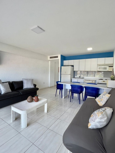 Cimarrón Suites. Exclusivo Condominio Con Salida Directa A La Playa. Tiene Vista Al Mar