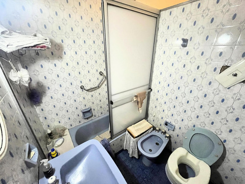 Venta Casa En Primer Piso Quincho Completo Con Pileta En Terraza Apto Crédito En Zona Sur