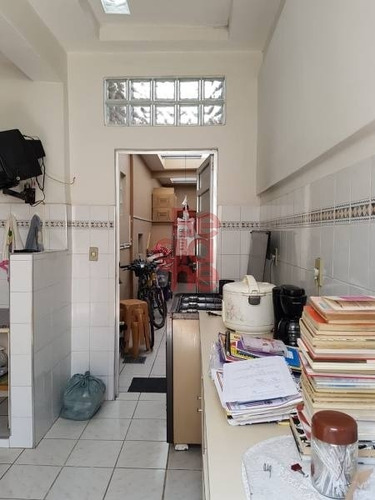 Imagem 13 de 19 de Sobrado À Venda No Bairro Baeta Neves Com 196 M2 - 2534