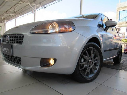Fiat Punto 1.4 Attractive Italia 8v Flex 4p Manual