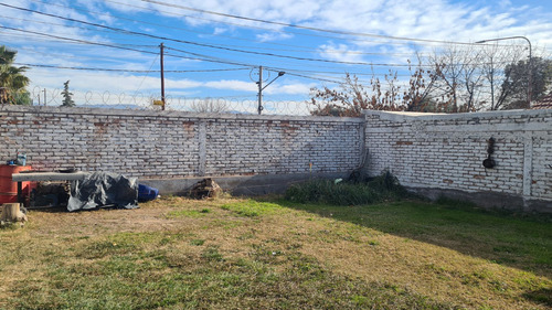Terreno / Lote En Venta De 215m2 Ubicado En Luzuriaga